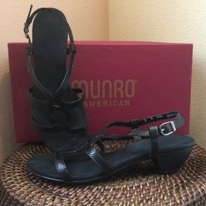 Munro Bali Sandals, 8 W
